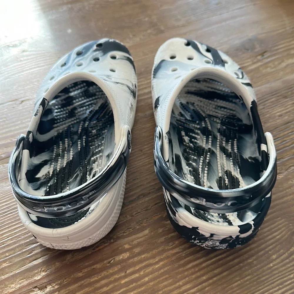CROCS Black/White Toddler Tie-Dye Shoes size   J1